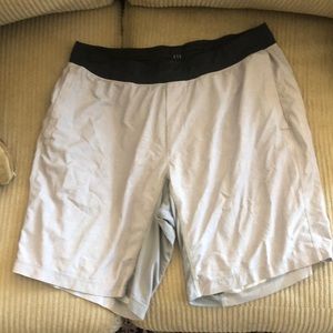Lululemon T.H.E. Short 11’